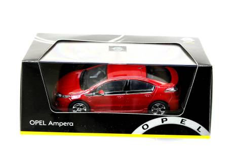Opel MODEL AMPERA ČERVENÁ 